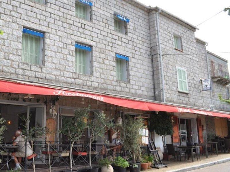 Hotel Restaurant L'Incudine زونزا المظهر الخارجي الصورة